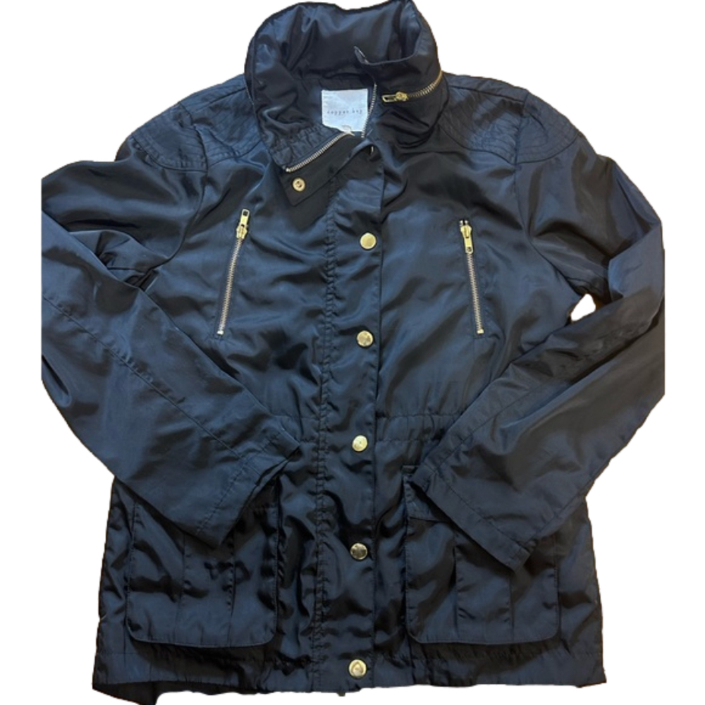 Copper key lightweight jacket with adjustable sleeves.